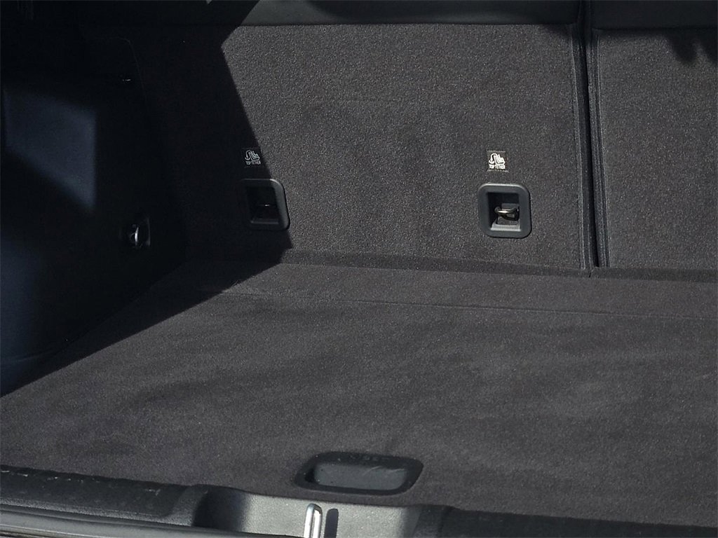 Used 2021 Jeep Cherokee Trailhawk image 8