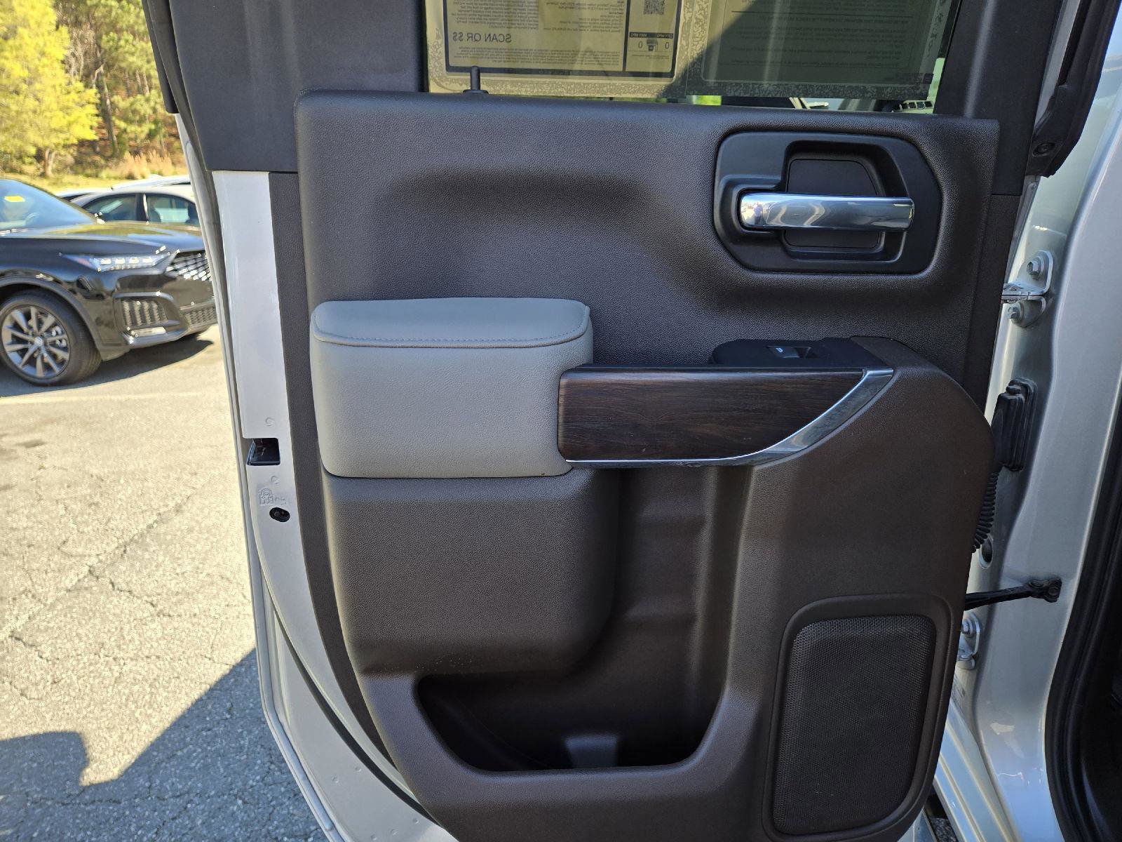 Used 2022 GMC Sierra 2500 SLT w/ SLT Convenience Package image 23