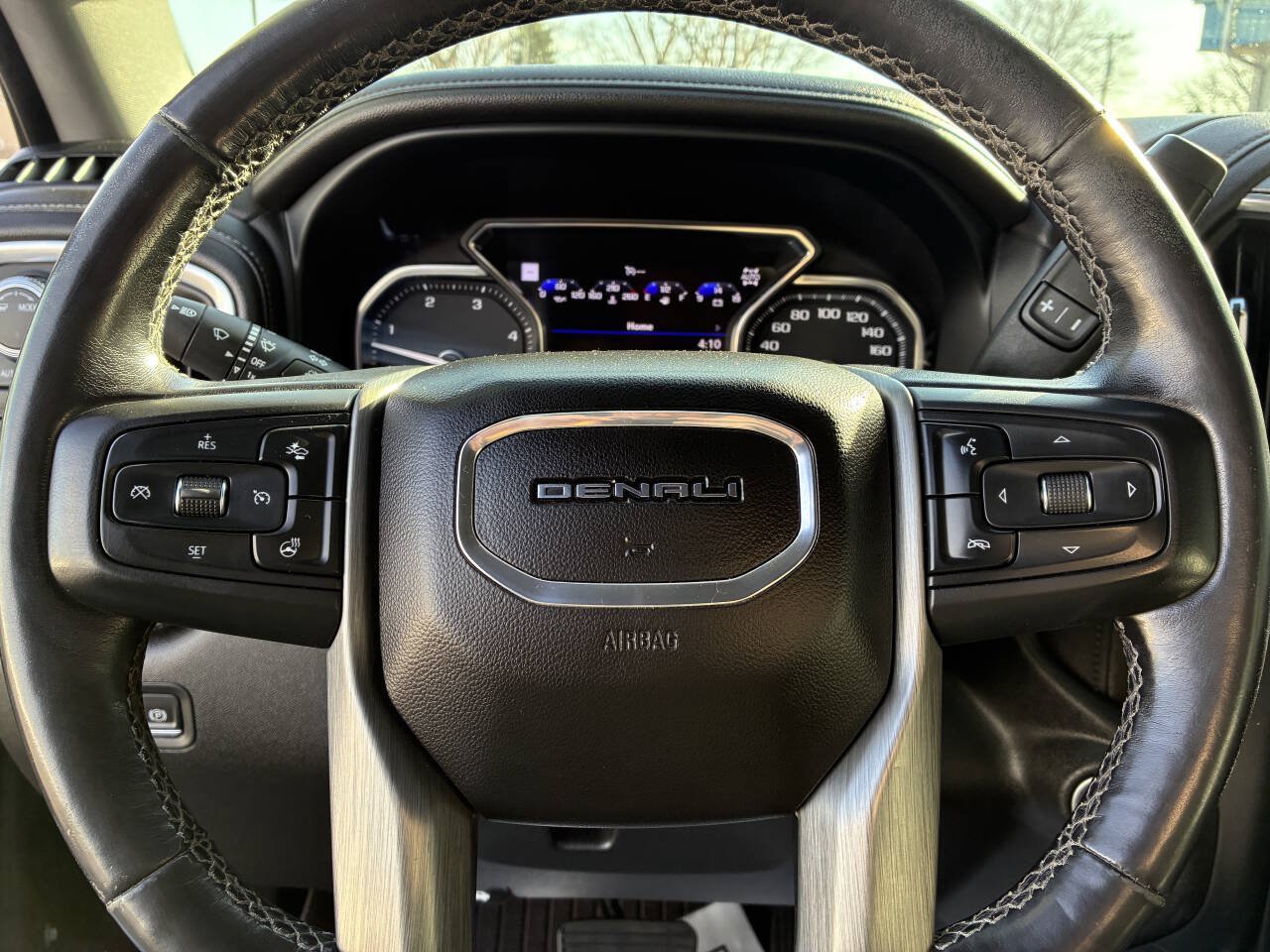 Used 2022 GMC Sierra 2500 Denali AWD/4WD image 44