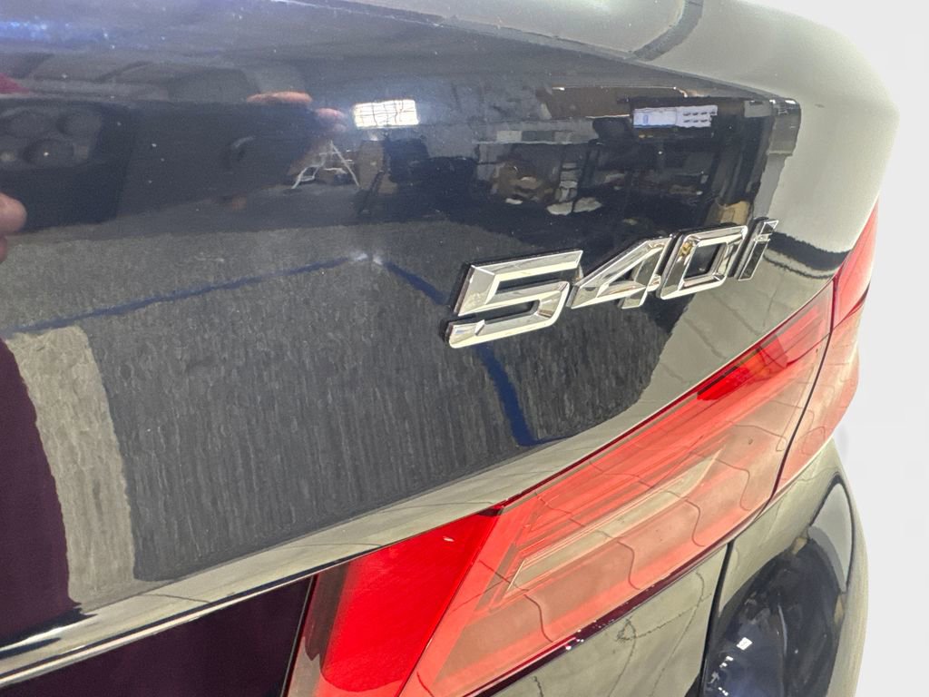 Used 2019 BMW 540i w/ Premium Package RWD image 23