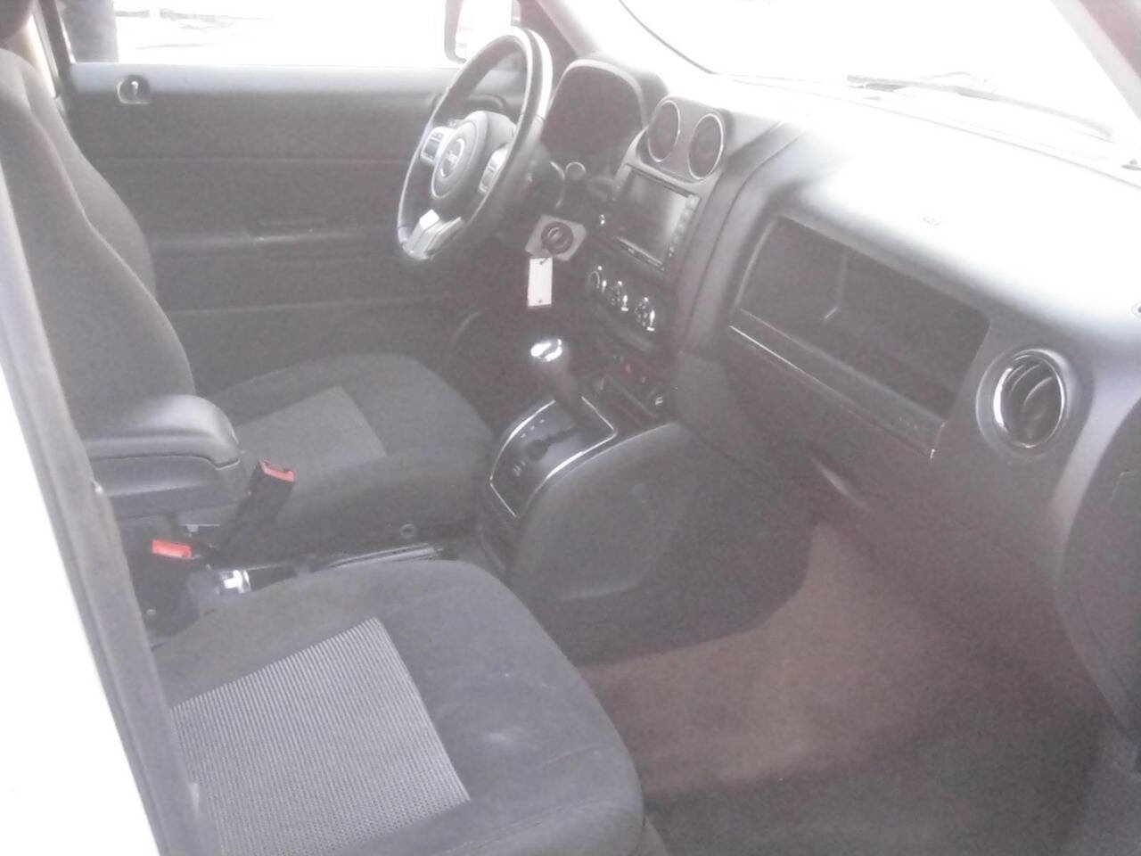 Used 2016 Jeep Patriot Latitude image 18