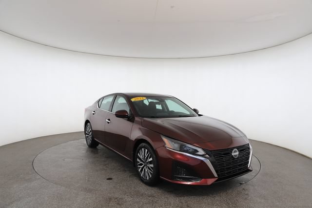 Used 2023 Nissan Altima 2.5 SV FWD image 28