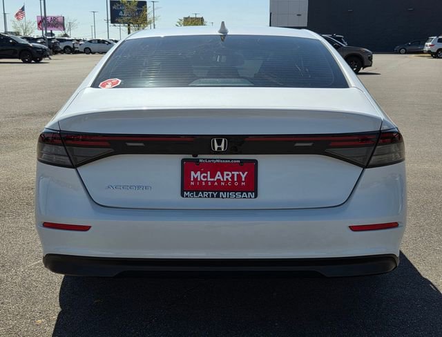 Used 2025 Honda Accord LX image 7