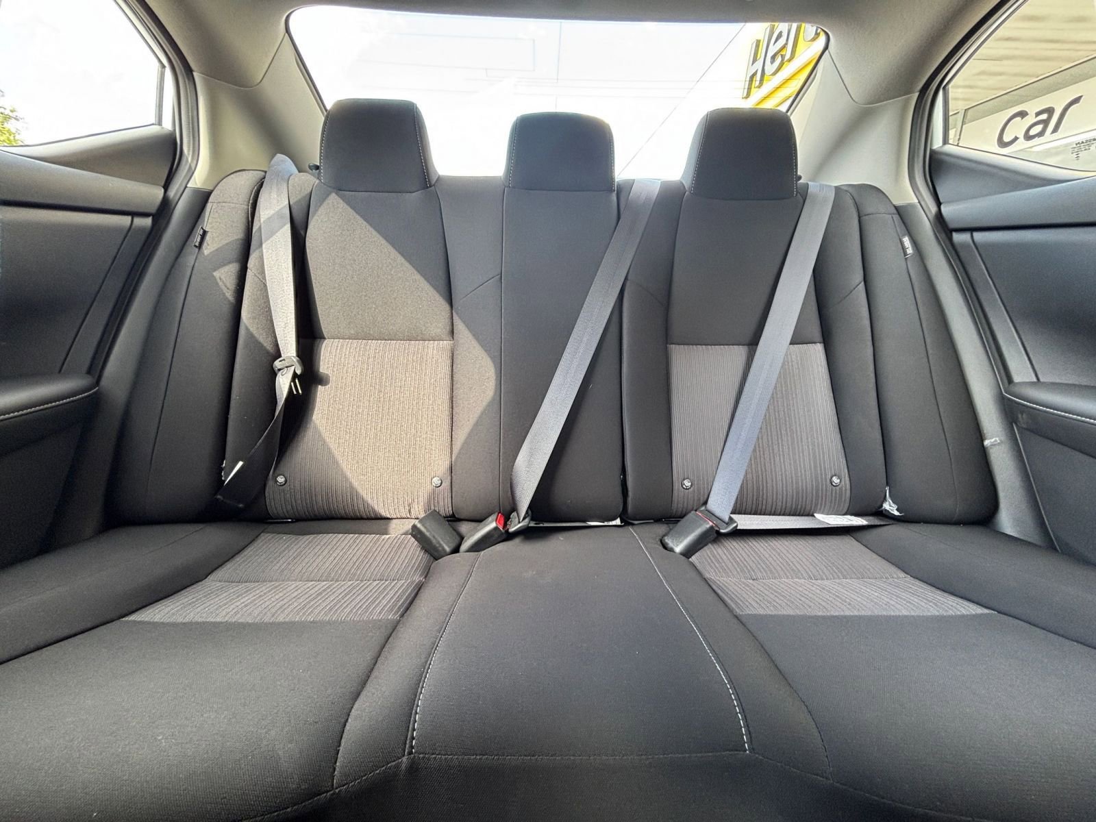 Used 2025 Nissan Sentra SV FWD image 36