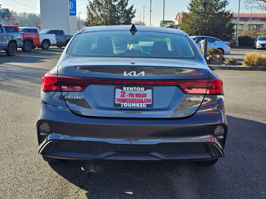 Used 2024 Kia Forte LXS image 6