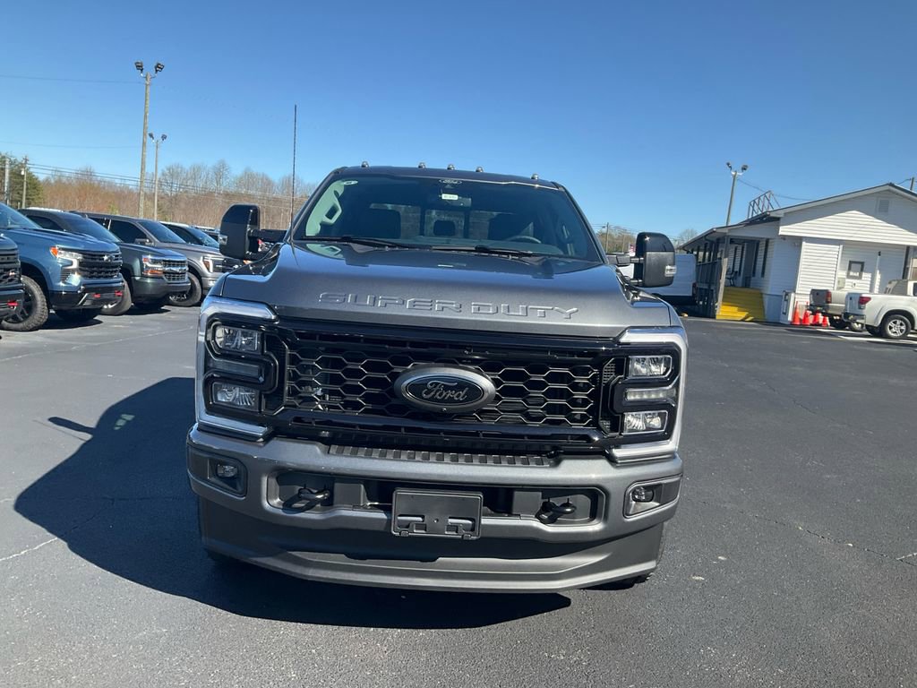 New 2026 Ford F250 Lariat w/ Black Appearance Package image 2