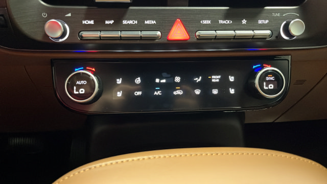 Used 2026 Hyundai Palisade Calligraphy AWD/4WD image 18