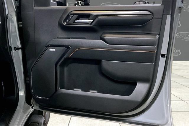 Used 2024 GMC Sierra 2500 AT4 w/ Technology Package image 13