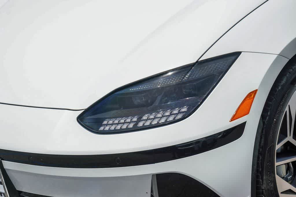 Used 2023 Hyundai Ioniq 6 SEL RWD image 8