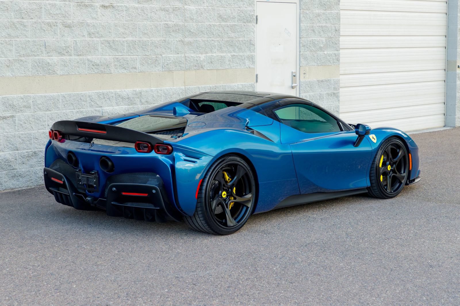 Used 2023 Ferrari SF90 Spider AWD/4WD image 91