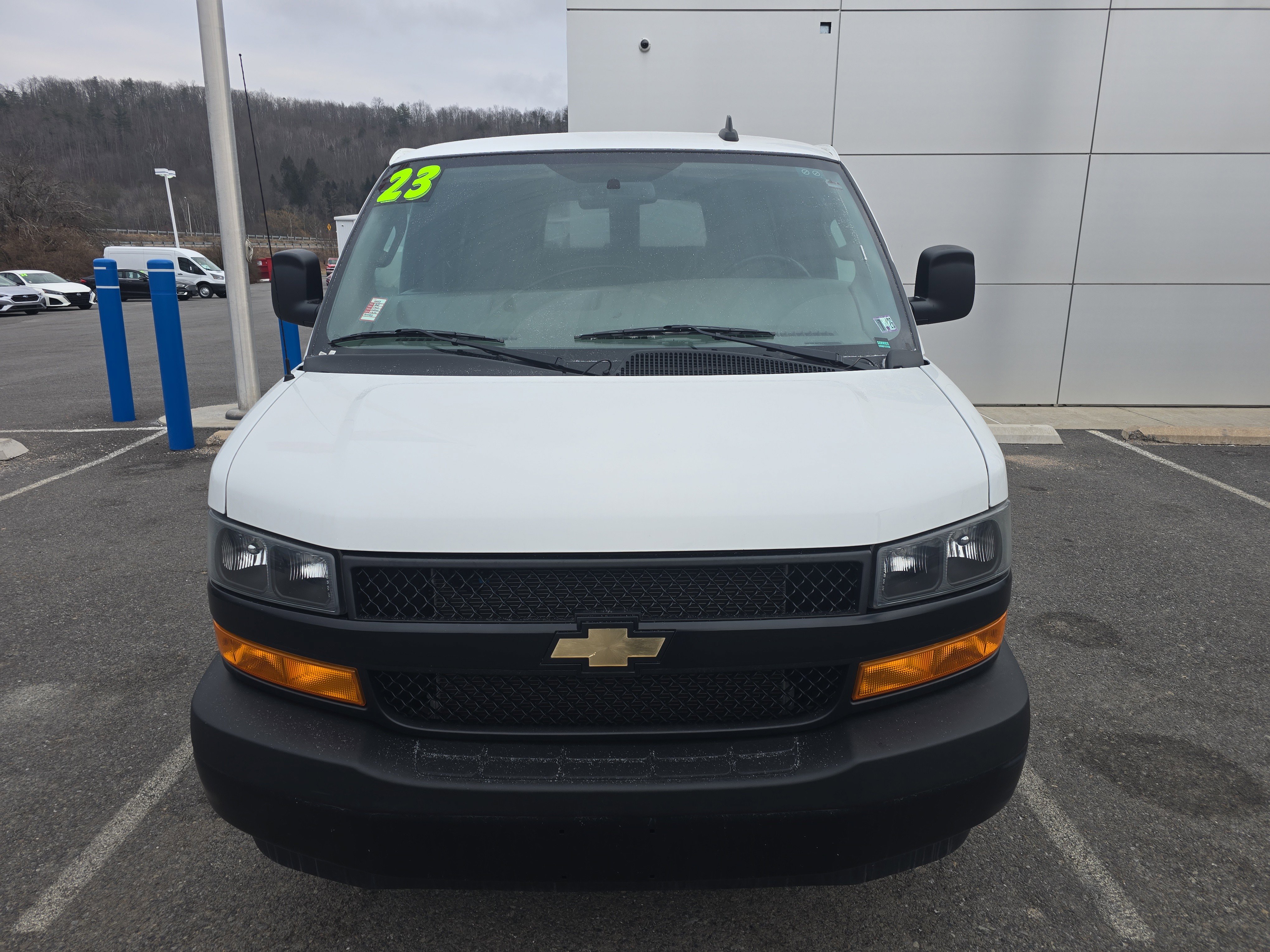 Used 2023 Chevrolet Express 3500 LS image 9