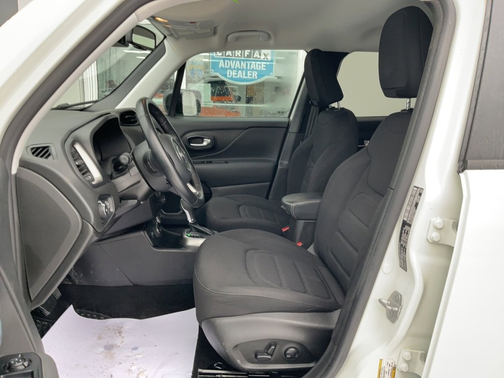 Used 2022 Jeep Renegade Latitude w/ Convenience Group image 8