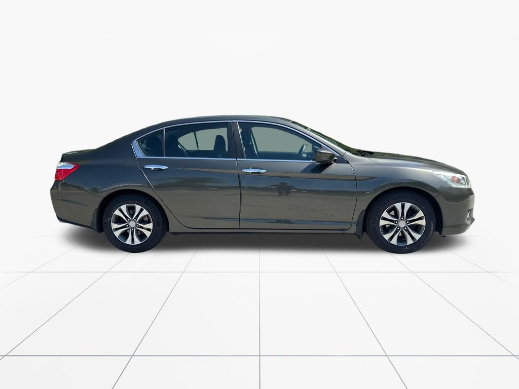 Used 2013 Honda Accord LX image 9
