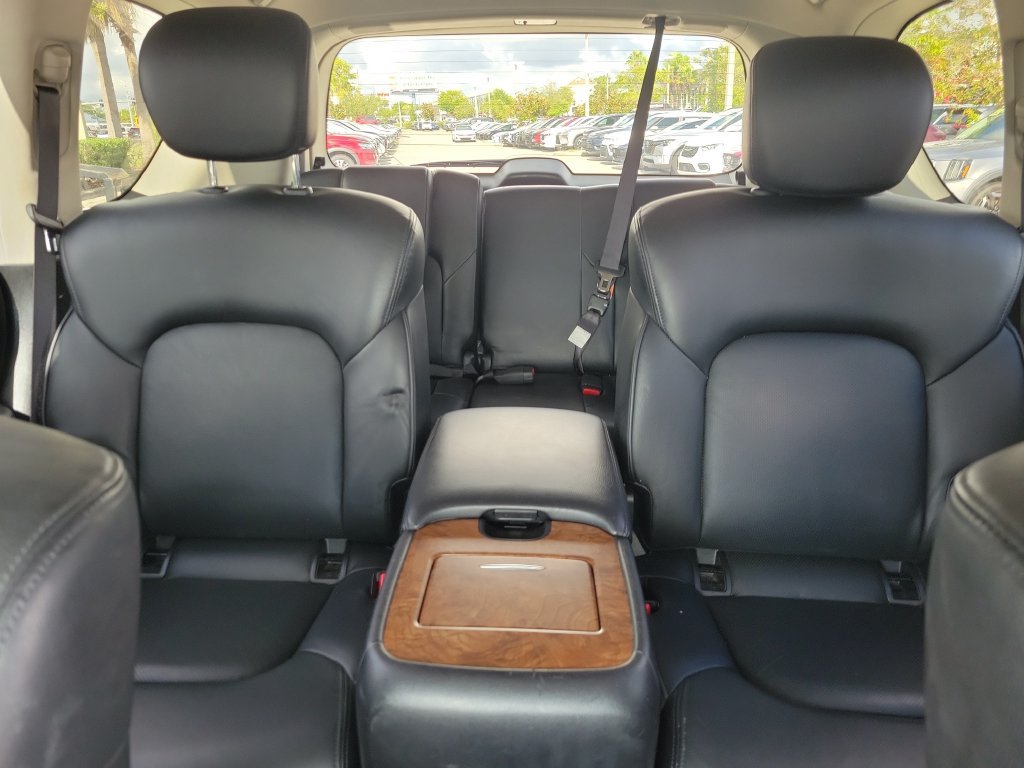 Used 2024 Nissan Armada SL w/ Captain's Chairs Package AWD/4WD image 18