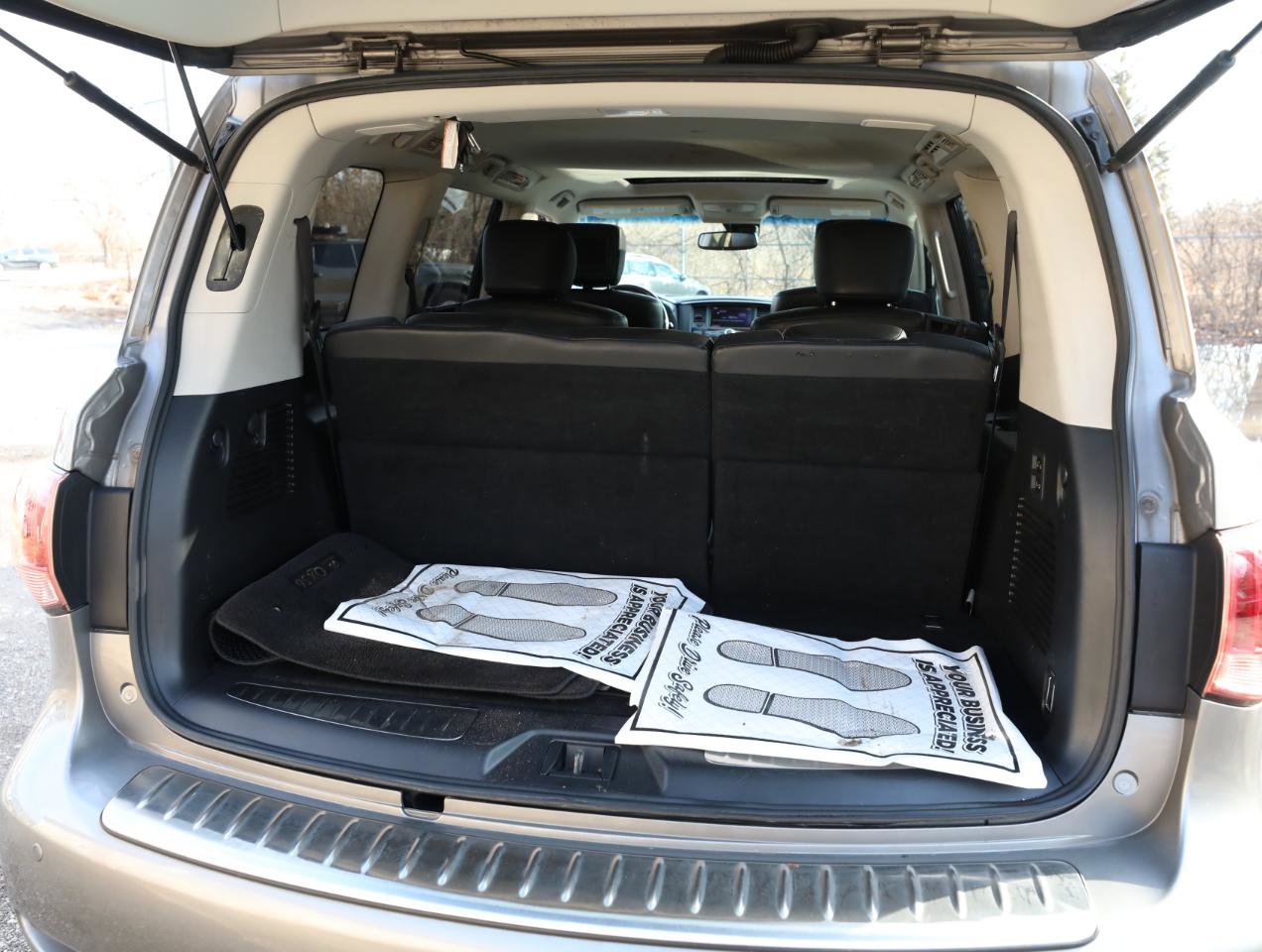 Used 2013 INFINITI QX56 4WD w/ Deluxe Touring Pkg image 12