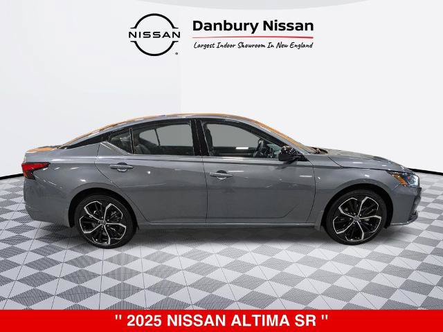Certified 2025 Nissan Altima 2.5 SR AWD/4WD image 2