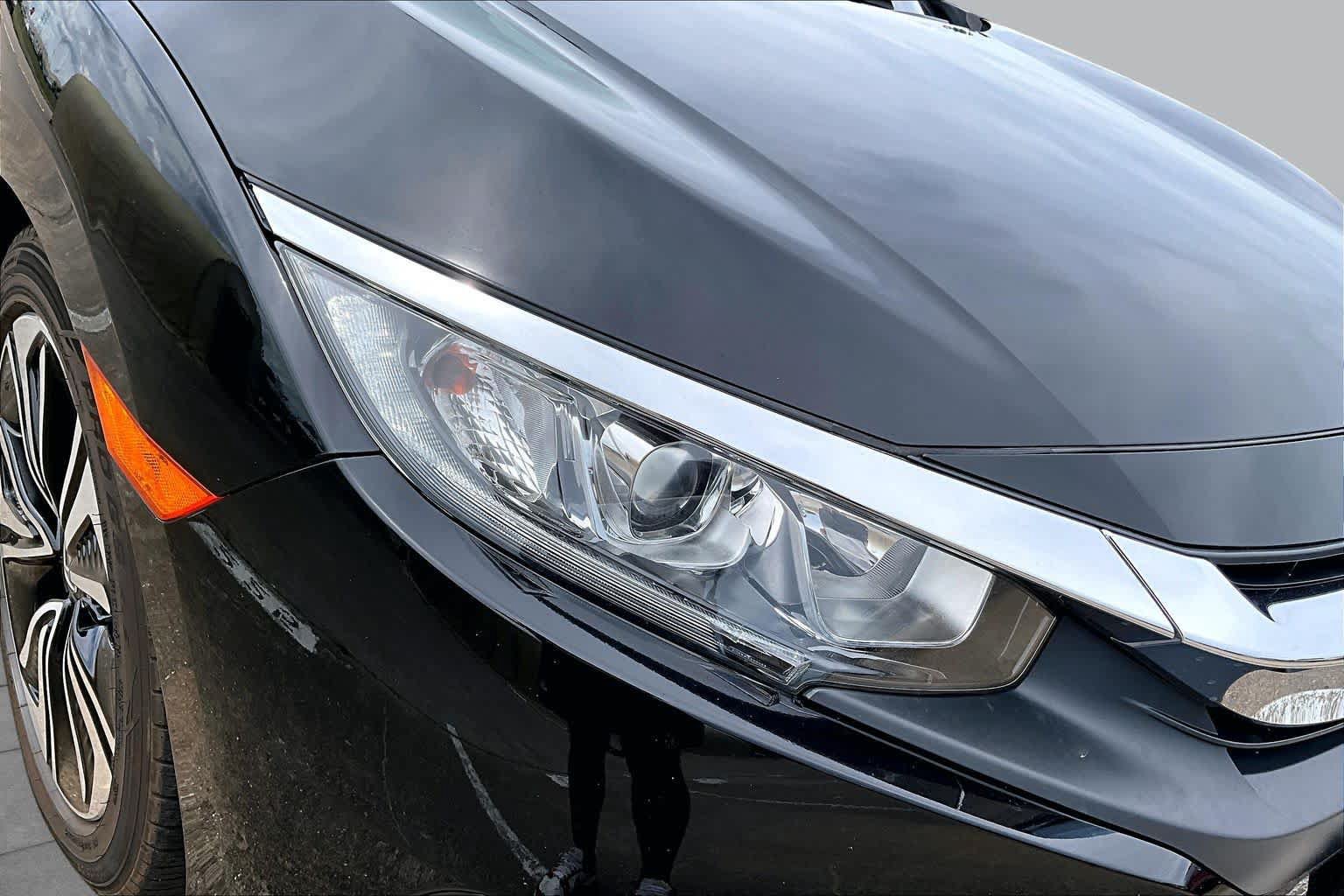 Used 2018 Honda Civic EX-L image 25