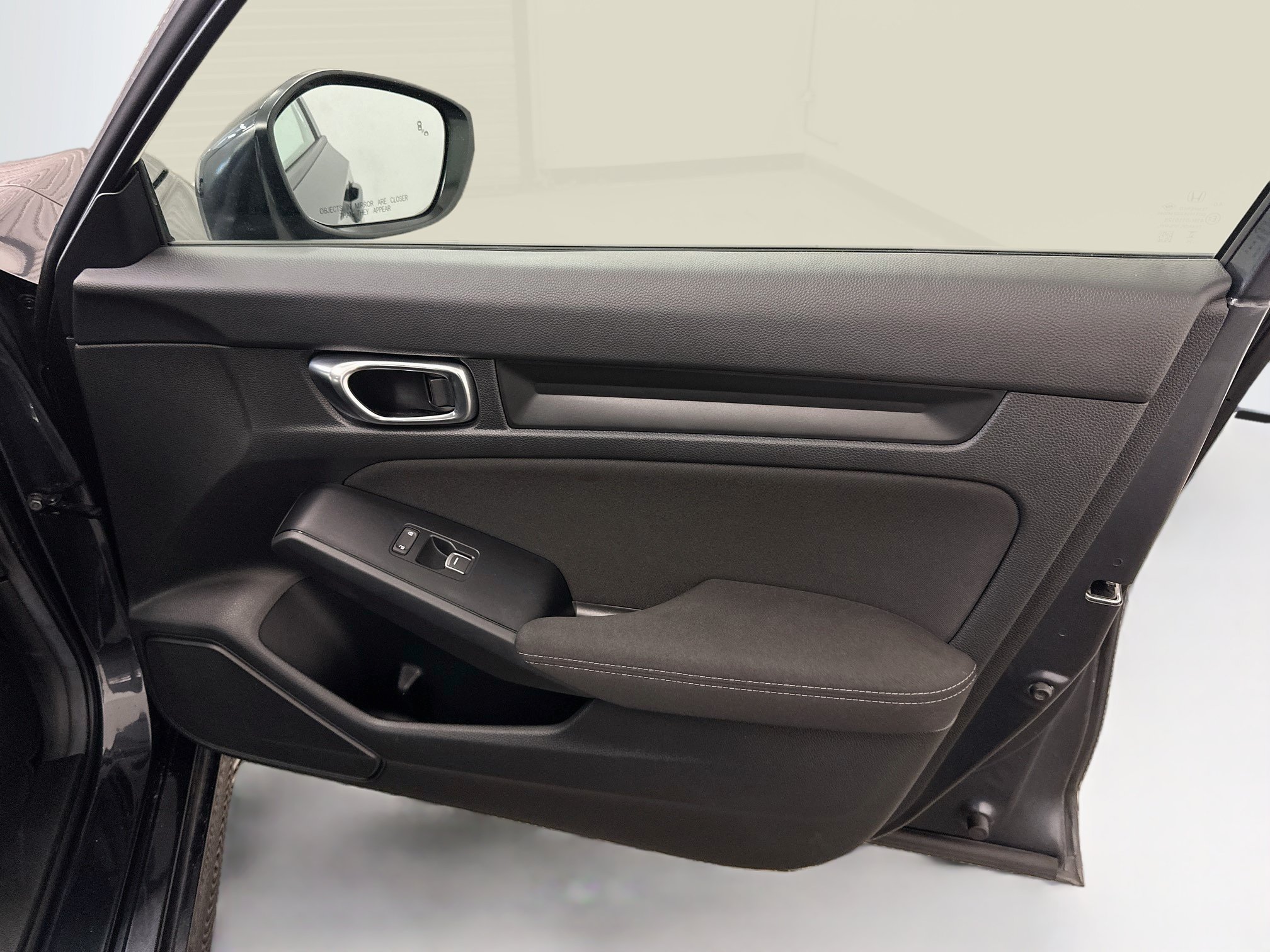 Used 2025 Honda Civic Sport image 32