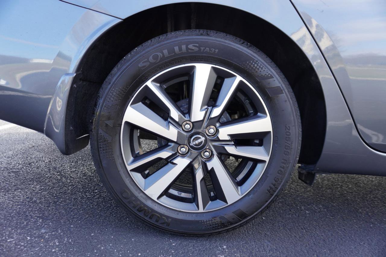 Used 2025 Nissan Versa S w/ S Plus Package image 40