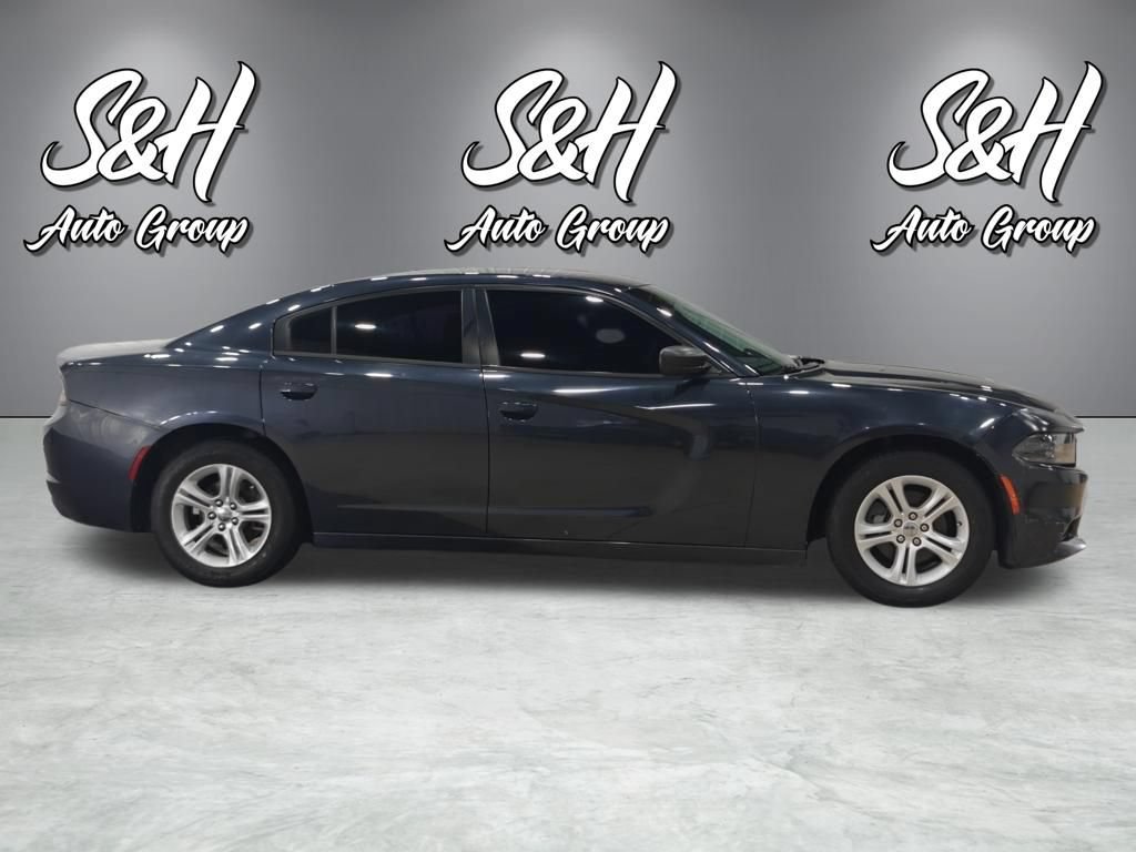 Used 2018 Dodge Charger SXT RWD image 17