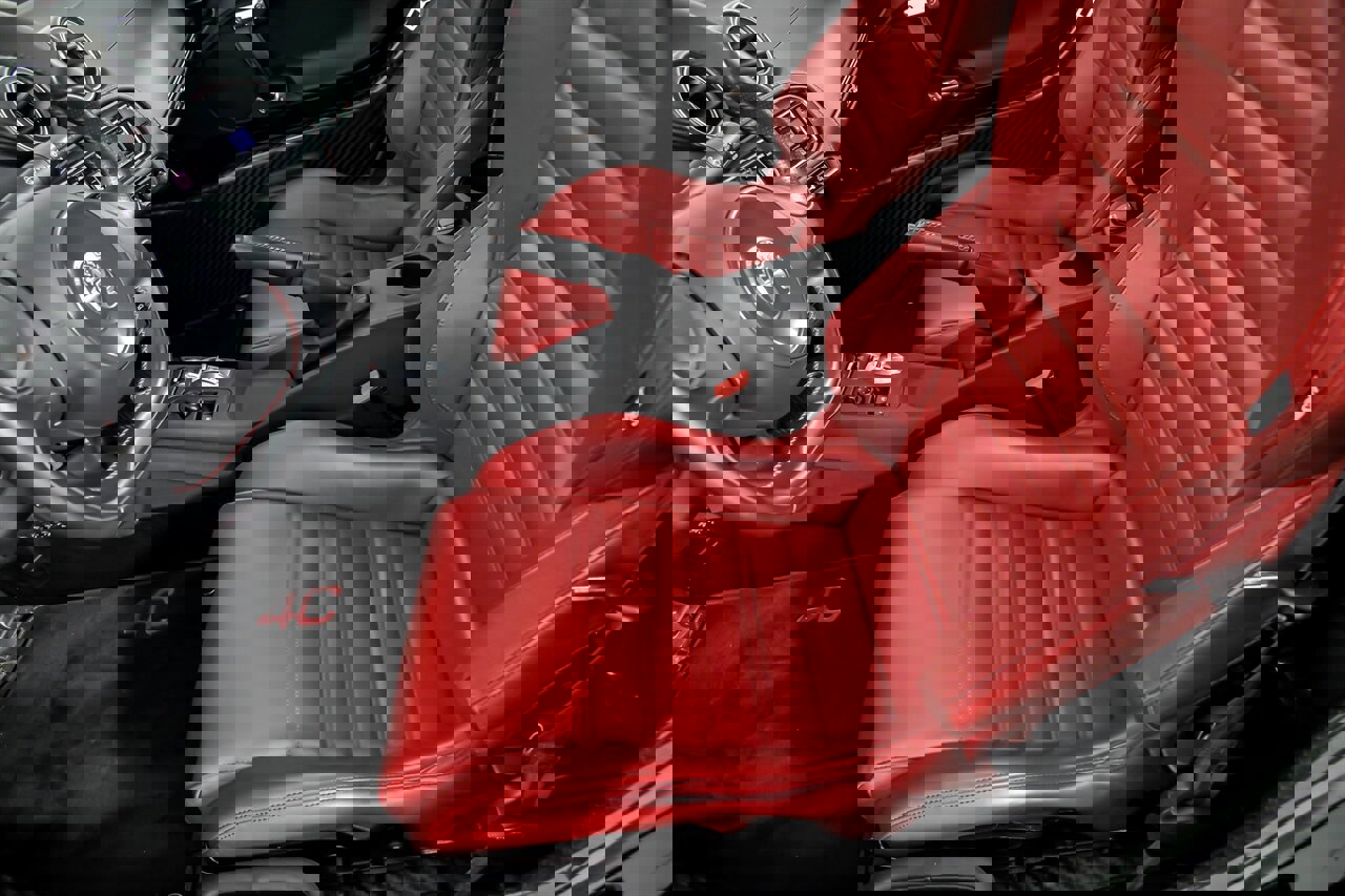 Used 2020 Alfa Romeo 4C Spider image 23