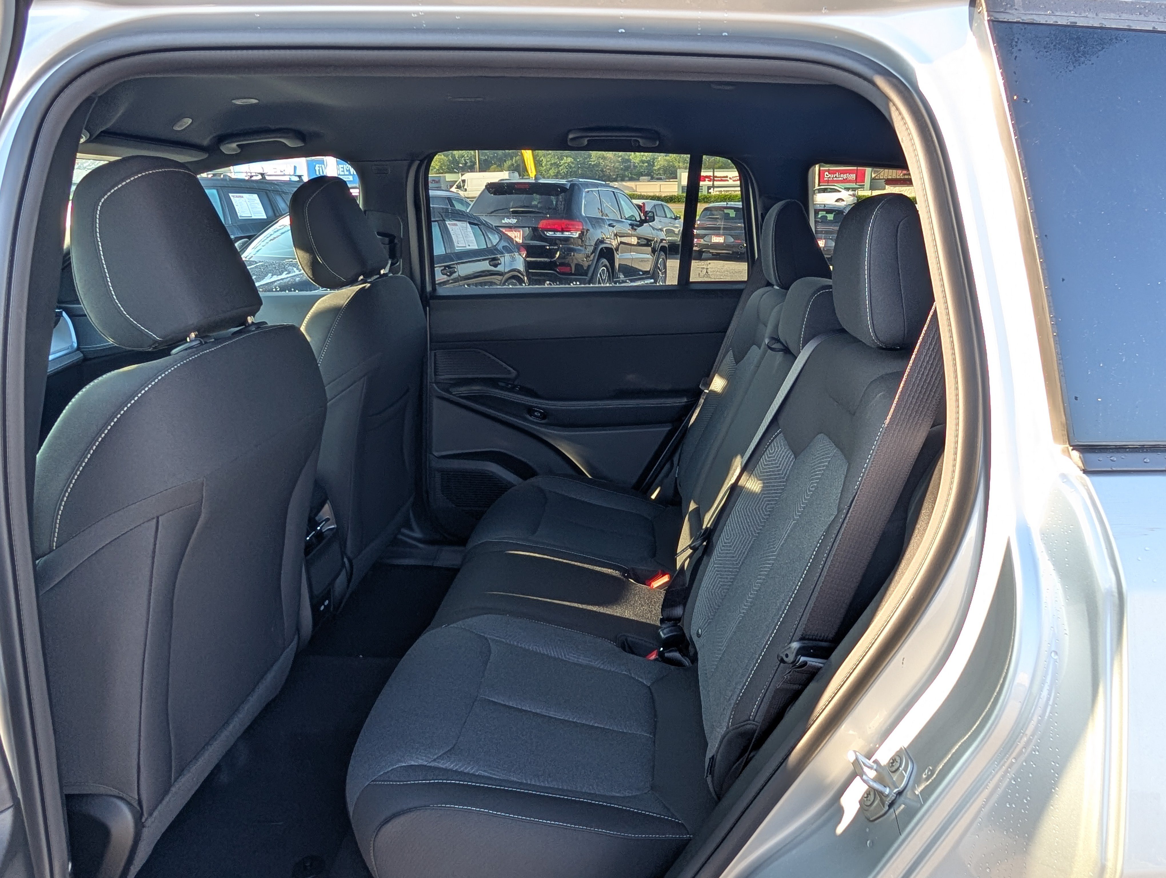 New 2026 Jeep Cherokee Laredo AWD/4WD image 13