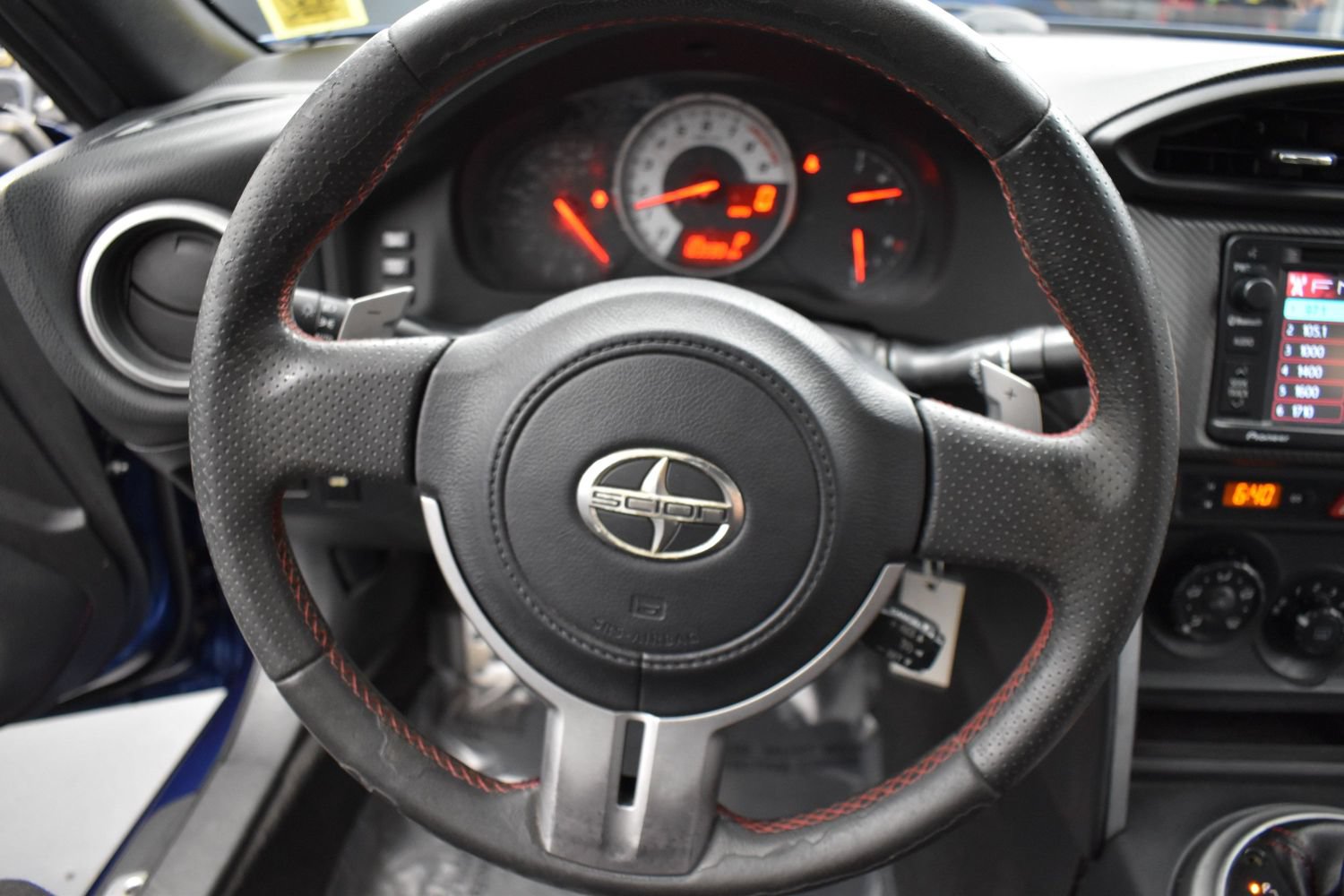 Used 2015 Scion FR-S RWD image 8