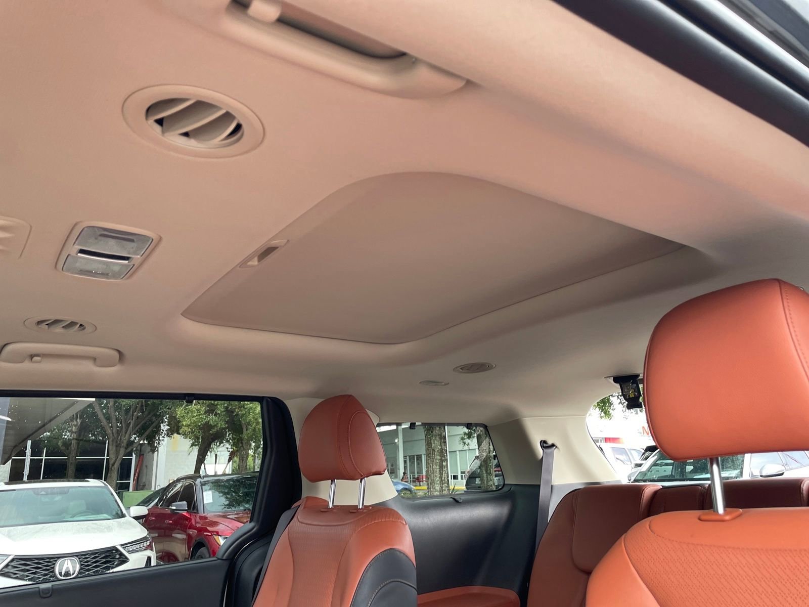 Used 2024 Kia Carnival SX Prestige image 20