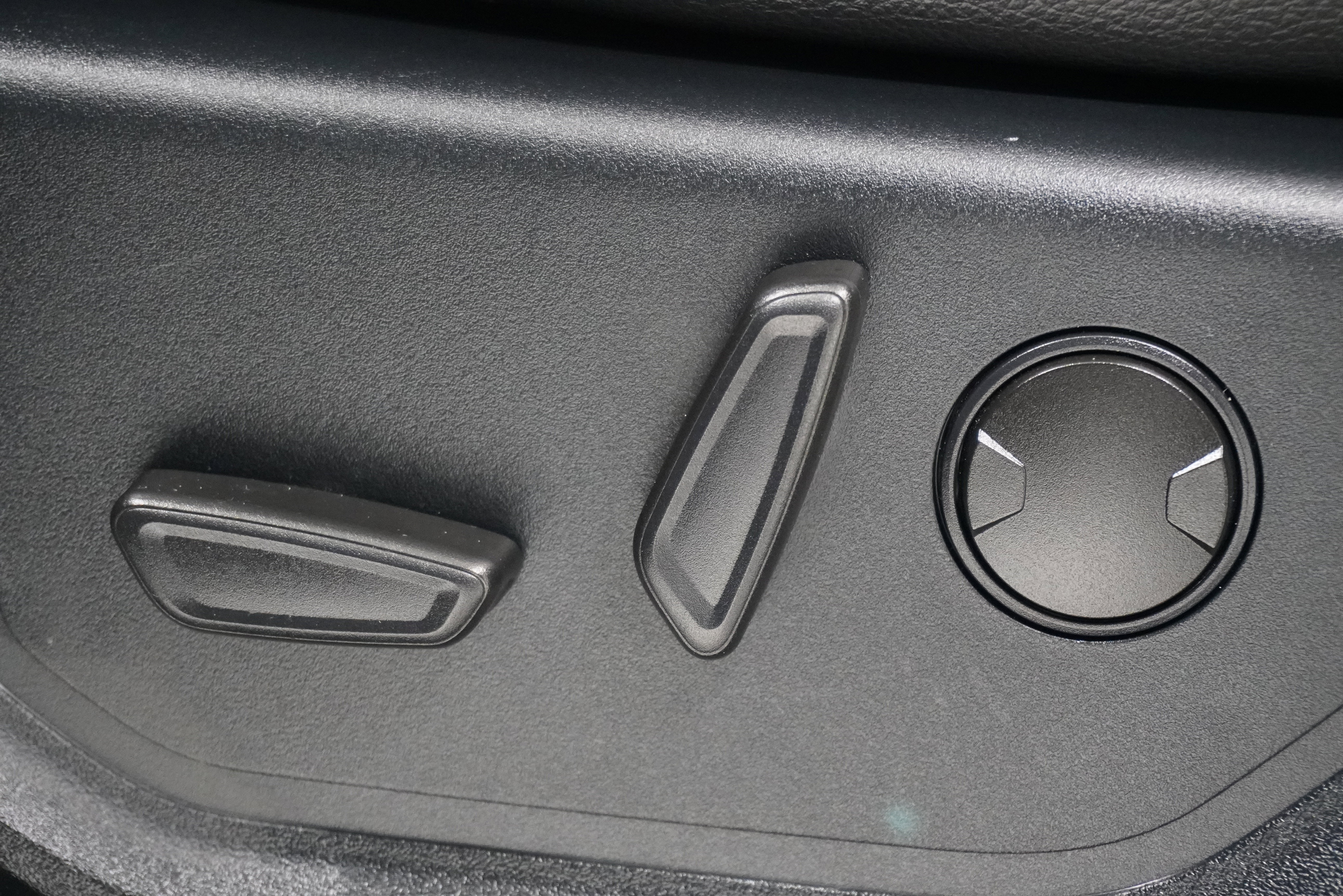 Used 2021 Ford F250 Lariat image 14