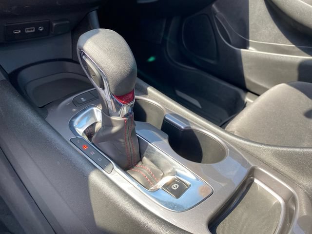 Used 2025 Chevrolet Malibu RS FWD image 13