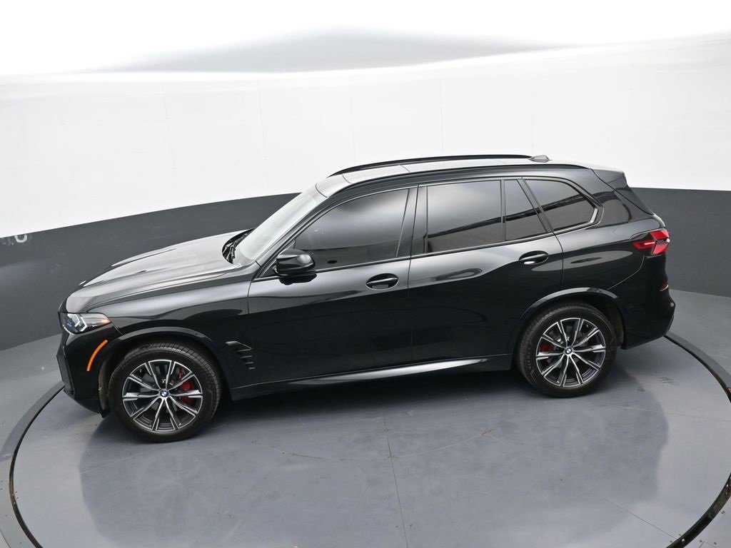 Used 2026 BMW X5 xDrive40i w/ M Sport Package image 35