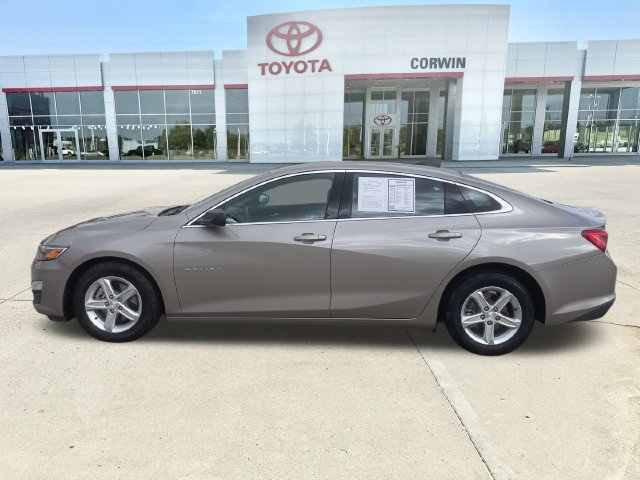 Used 2024 Chevrolet Malibu LS FWD image 2