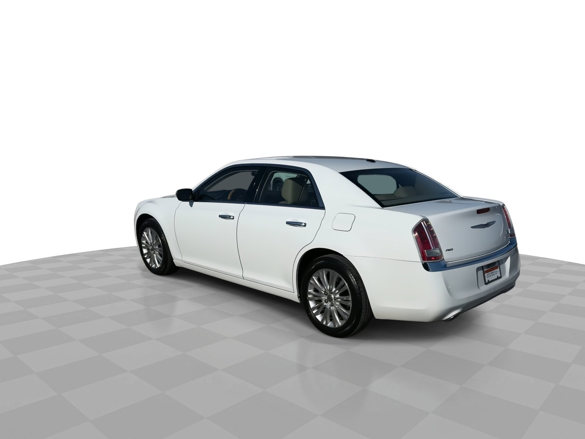 Used 2013 Chrysler 300 C image 6