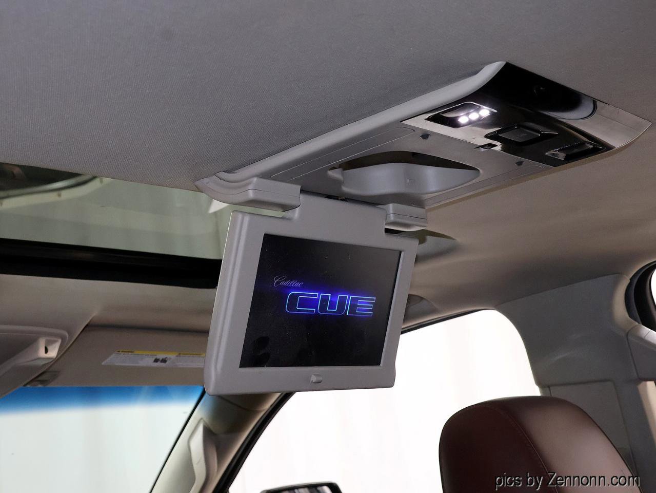 Used 2017 Cadillac Escalade ESV Premium Luxury image 14