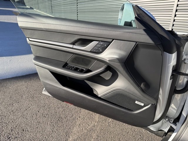 New 2025 Porsche Taycan image 14