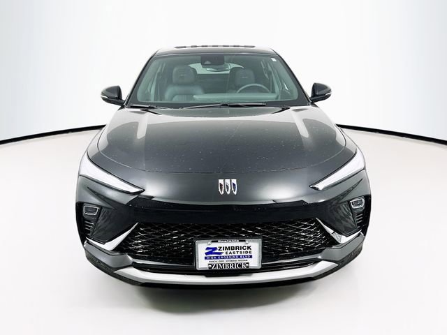 New 2025 Buick Envista Avenir image 2