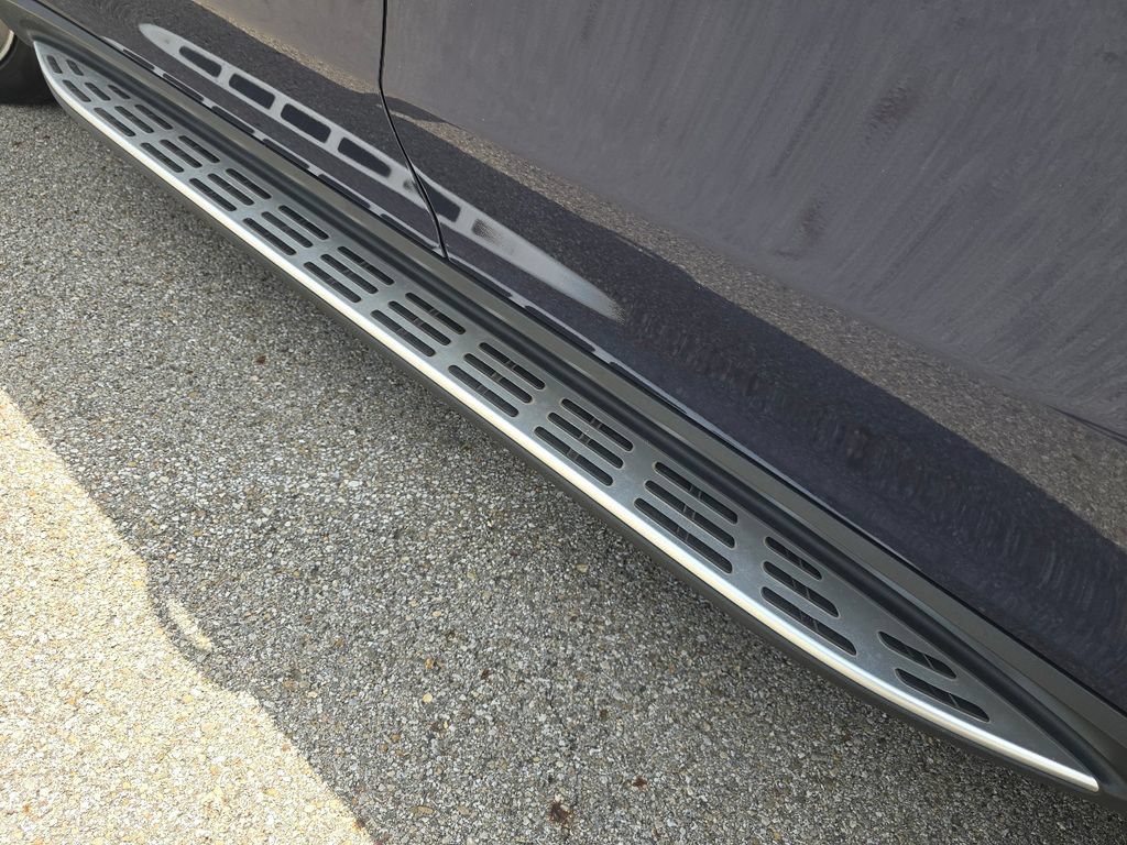 Used 2024 Mercedes-Benz GLS 450 4MATIC image 21