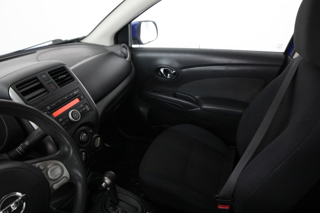 Used 2013 Nissan Versa SV w/ Convenience Pkg FWD image 18