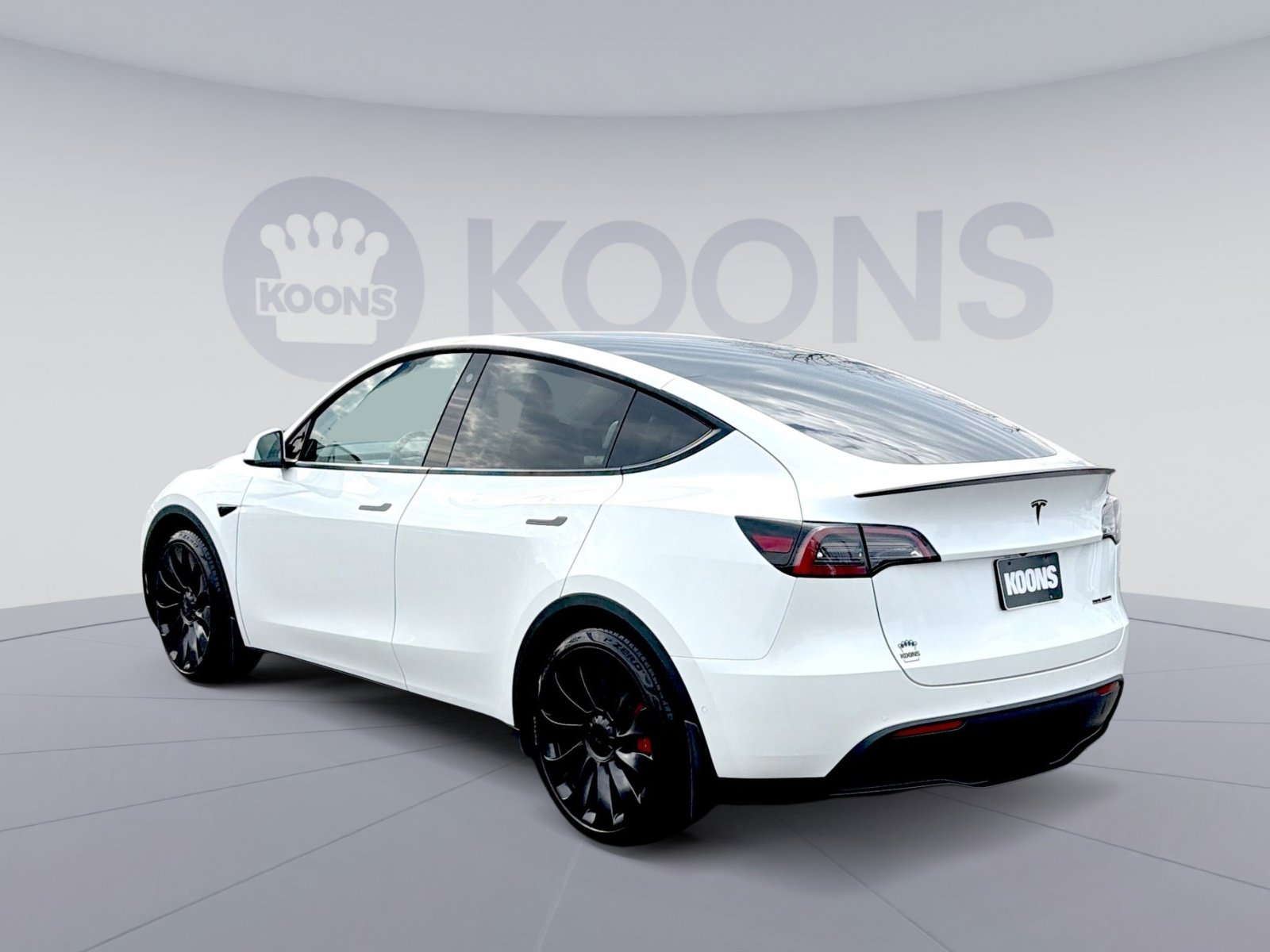 Used 2022 Tesla Model Y Performance image 4