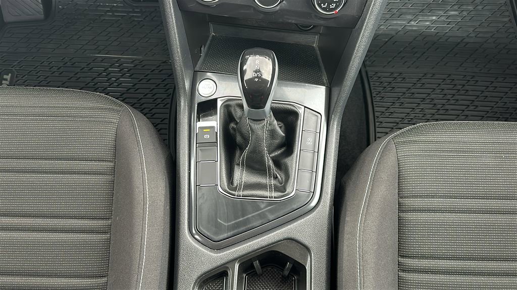 Used 2023 Volkswagen Tiguan S image 27