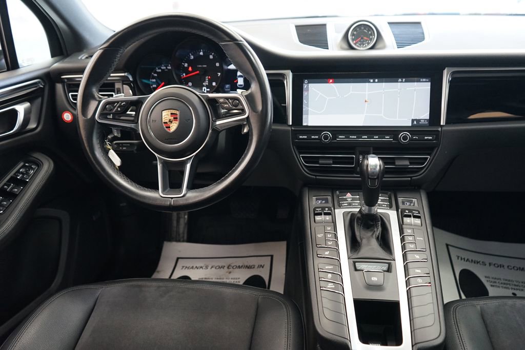Used 2019 Porsche Macan image 11