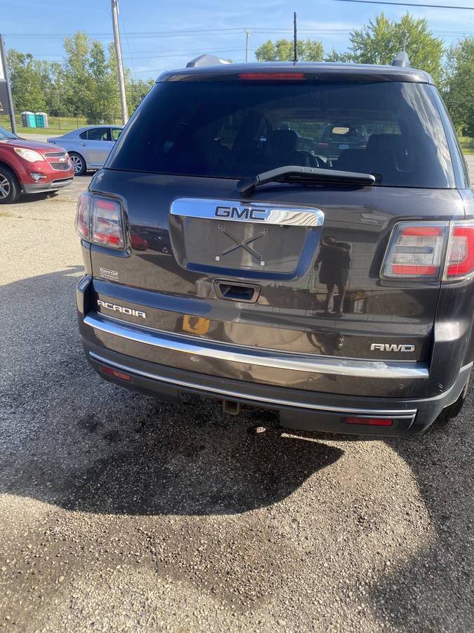 Used 2015 GMC Acadia SLT AWD/4WD image 4