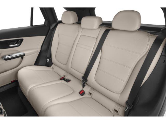 Used 2024 Mercedes-Benz GLC 300 image 13