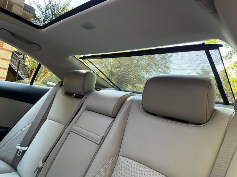 Used 2011 Lexus ES 350 FWD image 20