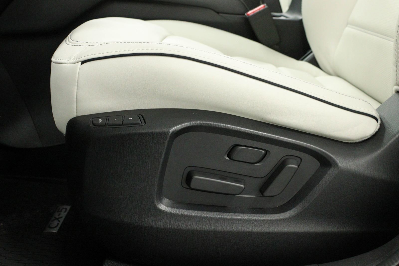 New 2025 MAZDA CX-5 AWD 2.5 S w/ Preferred Package image 44