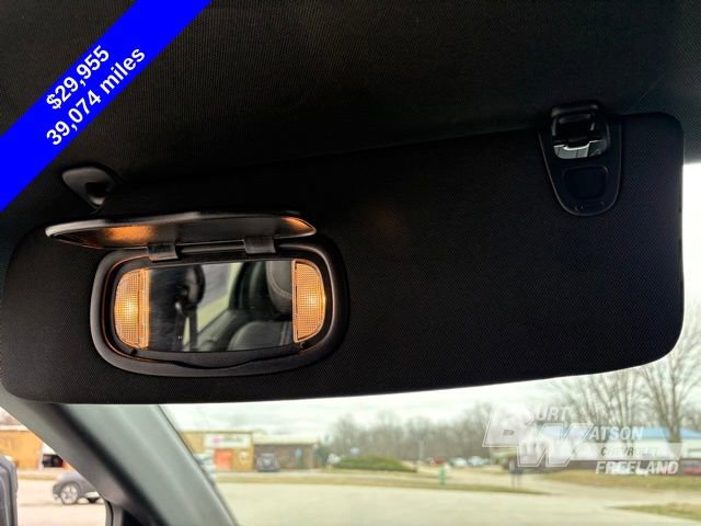 Used 2025 Chrysler Pacifica Select image 25