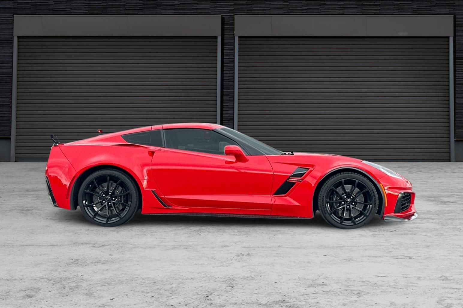 Used 2019 Chevrolet Corvette Grand Sport image 3