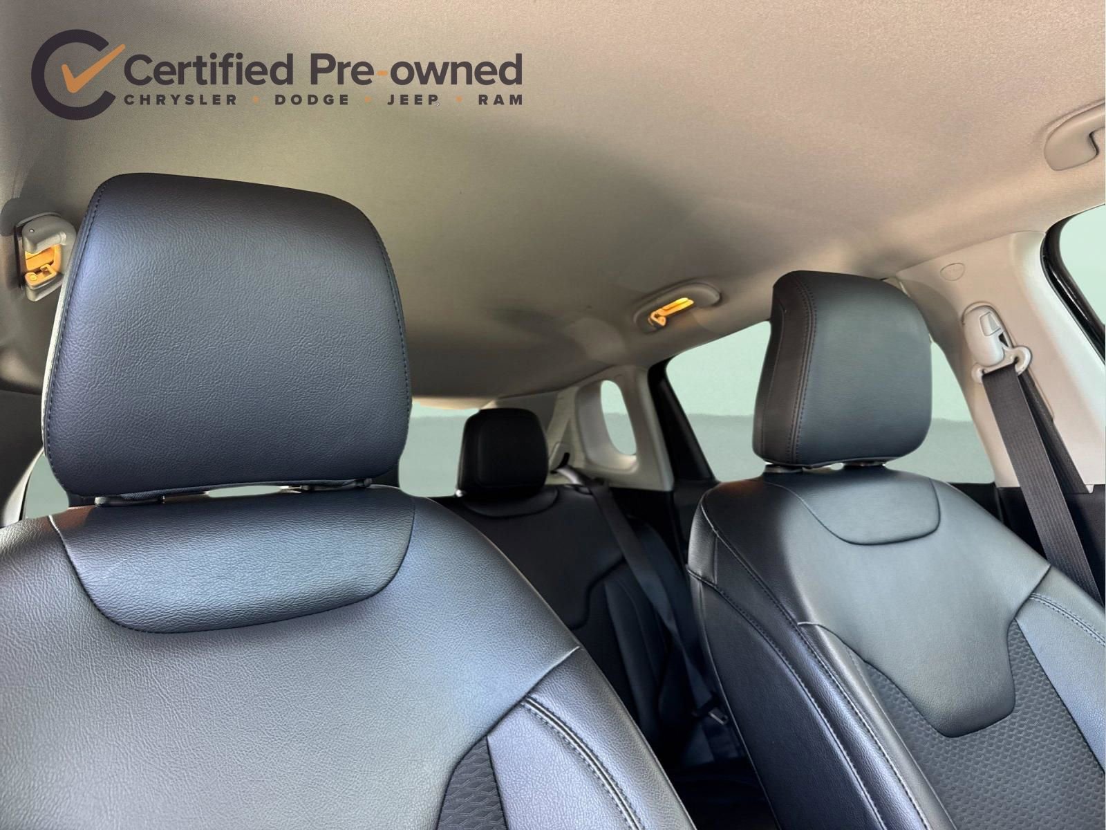 Certified 2022 Jeep Compass Latitude image 17