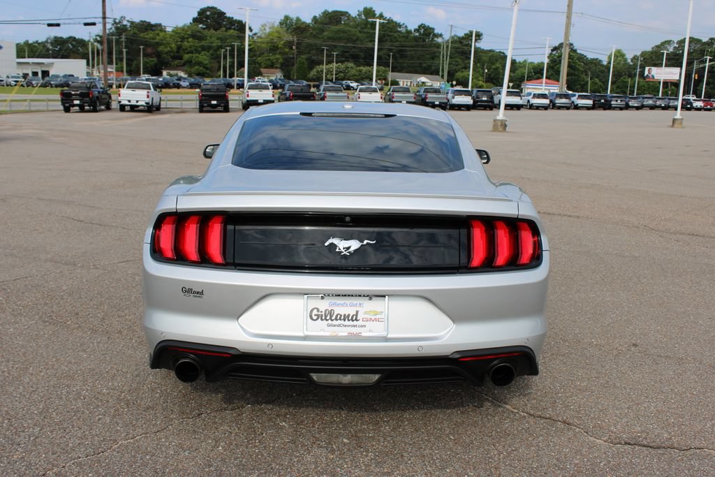 Used 2019 Ford Mustang Coupe w/ Equipment Group 101A RWD image 18