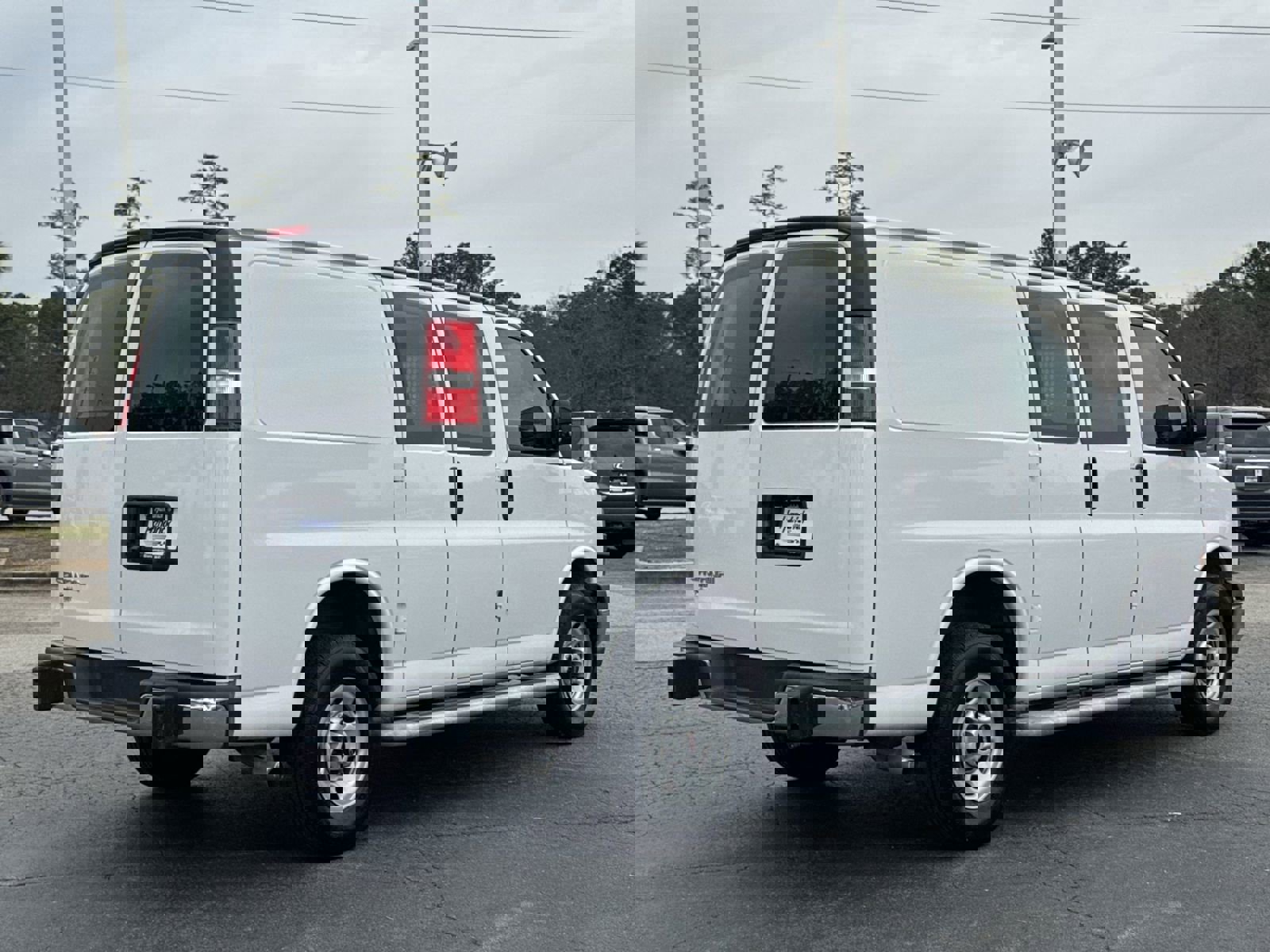 Used 2024 GMC Savana 2500 w/ Driver Convenience Package image 10